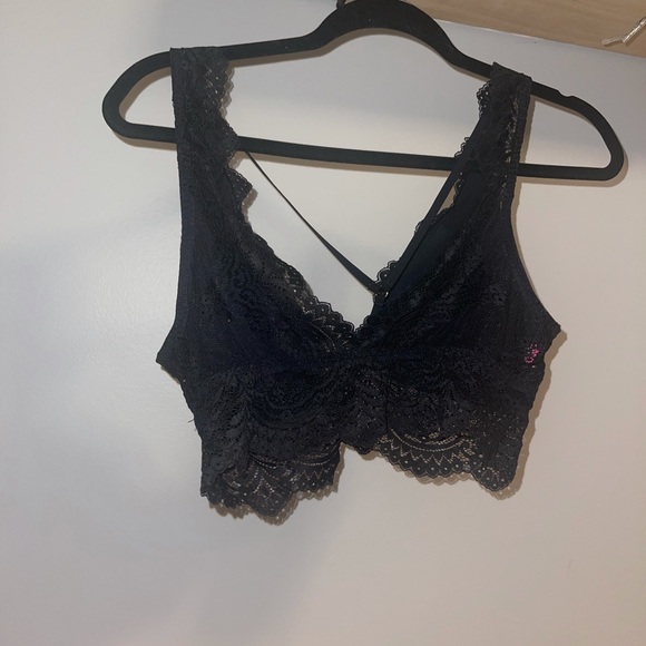 Lace crop bralette top - Picture 9 of 14